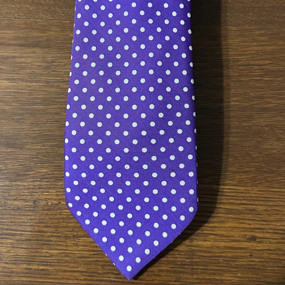AUTHENTIC DOLCEPUNTA 100% SILK NECKTIE PURPLE w/WHITE POLKA DOTS